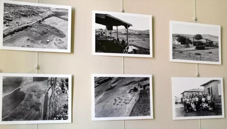 Çanakkale’de 60 Yıl 60 An Fotoğraf Sergisi Açıldı