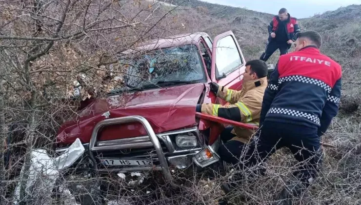 Çanakkale’de Trafik Kazası: 2 Yaralı